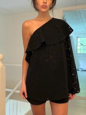 Diane Von Furstenberg Polka Dot One Shoulder Ruffle Top Black Size P Retail $348